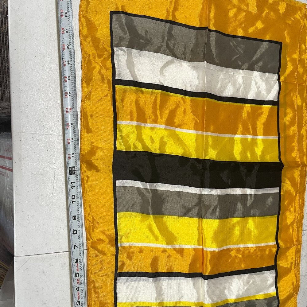 VINTAGE MADE IN ITALY YELLOW JAQUES PIAGET SCARF 100% POLYESTER 50" X 17.5" - Picture 2 of 3